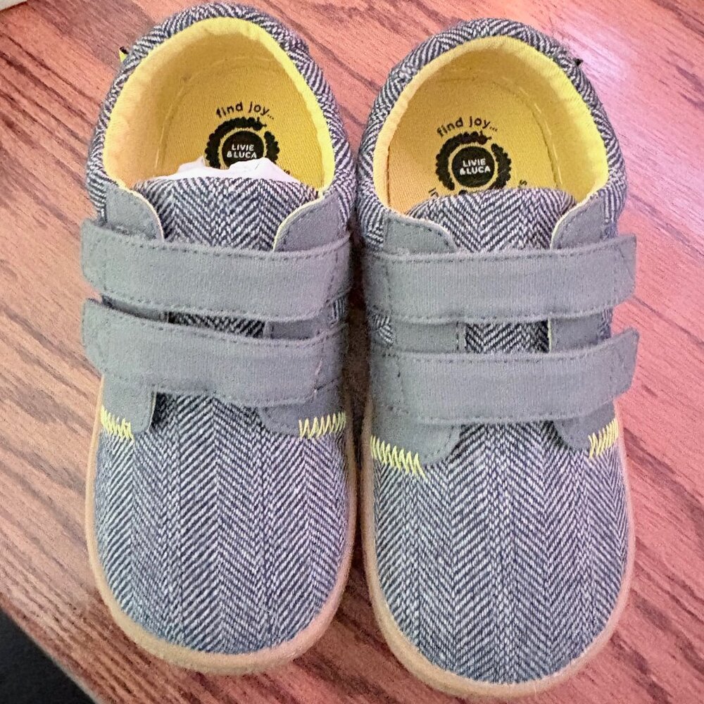 NIB Livie & Luca denim blue Toddler Hayes shoes